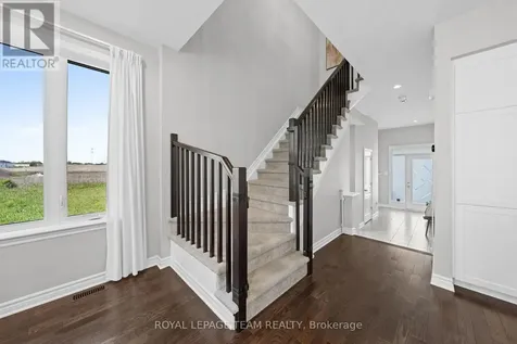 49 Plank Street Ottawa ON K2V 0M4