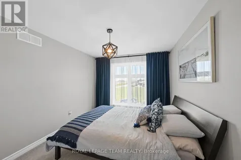 49 Plank Street Ottawa ON K2V 0M4