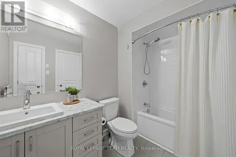 49 Plank Street Ottawa ON K2V 0M4