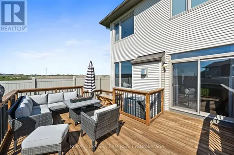 49 Plank Street Ottawa ON K2V 0M4