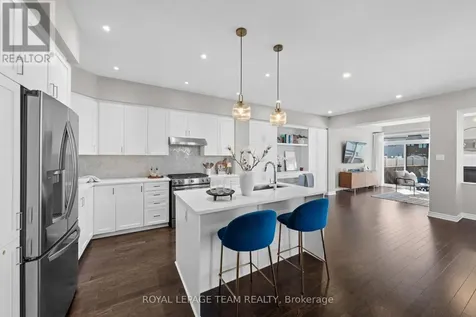 49 Plank Street Ottawa ON K2V 0M4