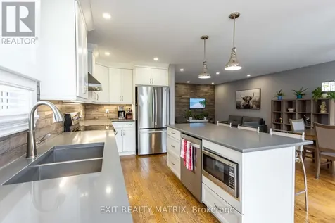 195 Tapley Place Ottawa ON K4A 0L2