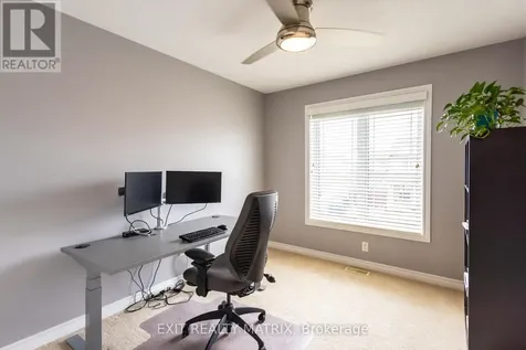 195 Tapley Place Ottawa ON K4A 0L2