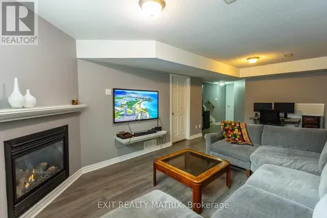 195 Tapley Place Ottawa ON K4A 0L2