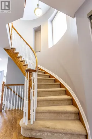 195 Tapley Place Ottawa ON K4A 0L2