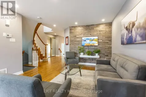 195 Tapley Place Ottawa ON K4A 0L2