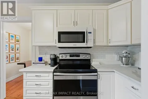 192 Mcclennan Street Peterborough ON K9H 5H7