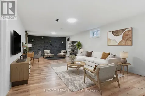 192 Mcclennan Street Peterborough ON K9H 5H7