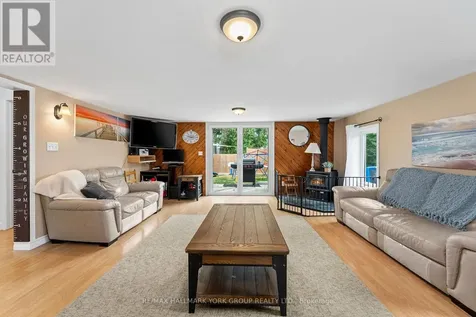 6 Mitchellview Road Kawartha Lakes (carden) ON K0M 2B0