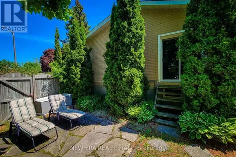 1 Greenwood Avenue Cambridge ON N1R 2Y2