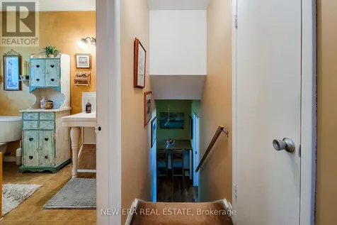 1 Greenwood Avenue Cambridge ON N1R 2Y2