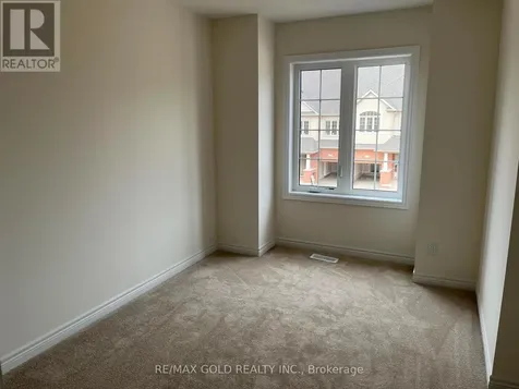 90 Grassbourne Avenue Kitchener ON N2R 0S5