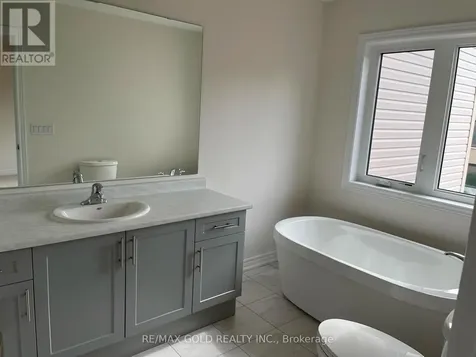 90 Grassbourne Avenue Kitchener ON N2R 0S5