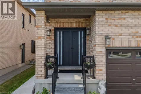 87 Grandville Circle Paris ON N3L 0J5