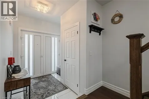 87 Grandville Circle Paris ON N3L 0J5