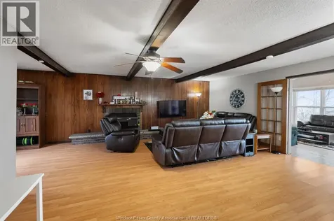 1956 Ocean Boulevard Wheatley ON N0P 2P0