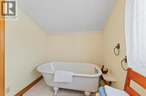 146 Park Street Amherstburg ON N9V 1P1