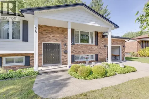 1675 Bouffard Road Lasalle ON N9J 1H1
