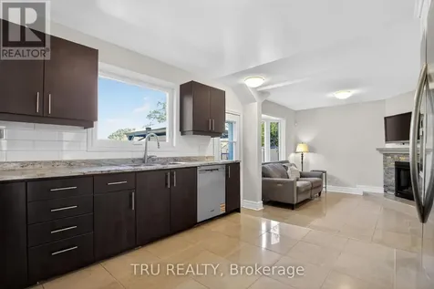 2769 Massicotte Lane Ottawa ON K1T 3H1