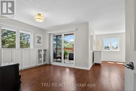 2769 Massicotte Lane Ottawa ON K1T 3H1