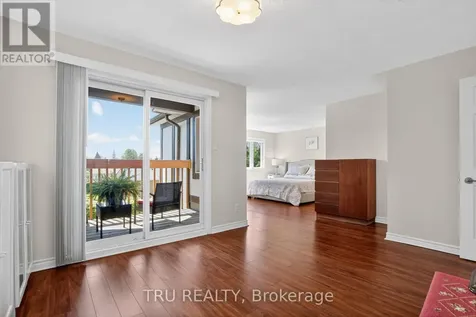 2769 Massicotte Lane Ottawa ON K1T 3H1