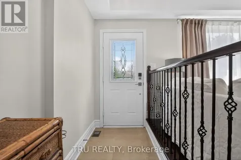 2769 Massicotte Lane Ottawa ON K1T 3H1