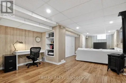 2769 Massicotte Lane Ottawa ON K1T 3H1