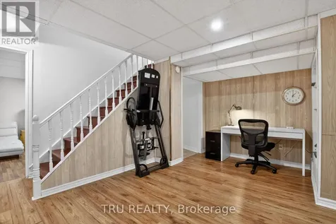 2769 Massicotte Lane Ottawa ON K1T 3H1
