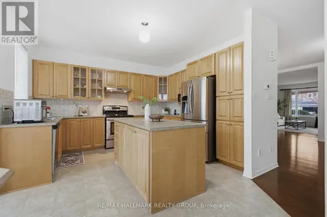 747 Larcastle Circle Ottawa ON K4A 4Z2