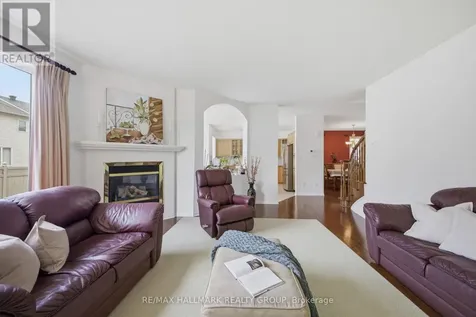 747 Larcastle Circle Ottawa ON K4A 4Z2