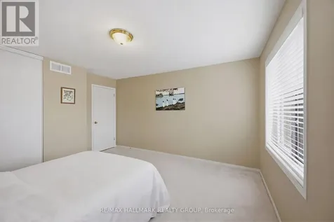 747 Larcastle Circle Ottawa ON K4A 4Z2