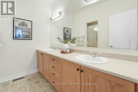 2531 Stone Cove Crescent Ottawa ON K2J 0T2