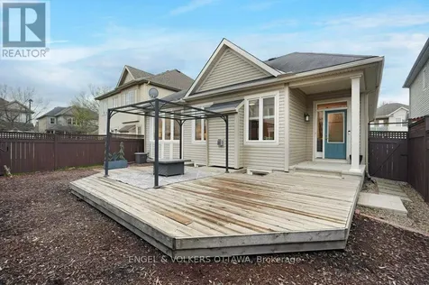 2531 Stone Cove Crescent Ottawa ON K2J 0T2