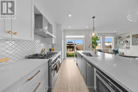 332 Finial Way Ottawa ON K2J 6V9