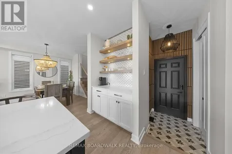 332 Finial Way Ottawa ON K2J 6V9