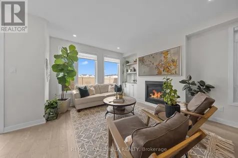 332 Finial Way Ottawa ON K2J 6V9
