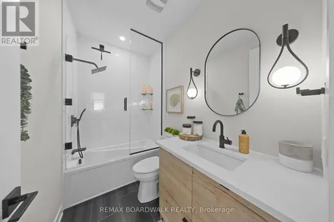 332 Finial Way Ottawa ON K2J 6V9
