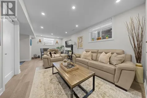 332 Finial Way Ottawa ON K2J 6V9