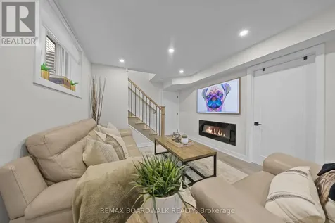 332 Finial Way Ottawa ON K2J 6V9