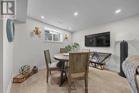 332 Finial Way Ottawa ON K2J 6V9