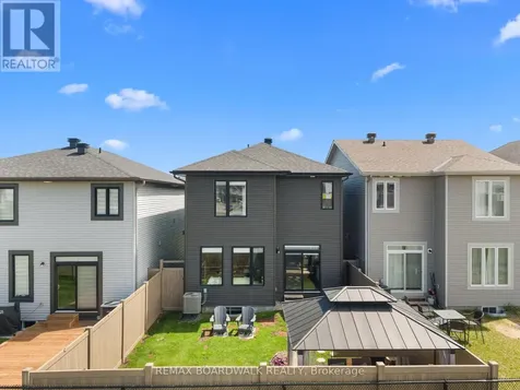 332 Finial Way Ottawa ON K2J 6V9
