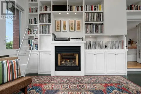 618 Edison Avenue Ottawa ON K2A 1V7