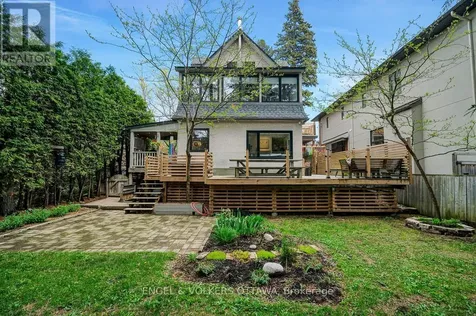 618 Edison Avenue Ottawa ON K2A 1V7