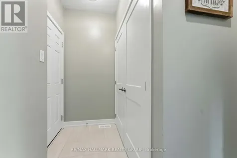 369 Broadridge Crescent Ottawa ON K1W 0M1