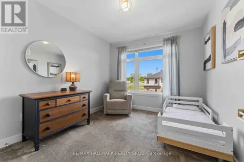 369 Broadridge Crescent Ottawa ON K1W 0M1