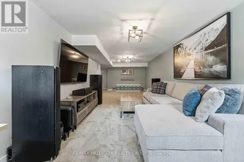 369 Broadridge Crescent Ottawa ON K1W 0M1