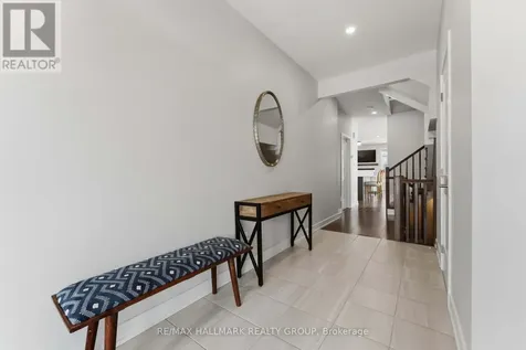 369 Broadridge Crescent Ottawa ON K1W 0M1