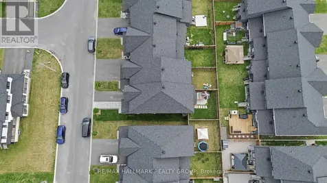 369 Broadridge Crescent Ottawa ON K1W 0M1
