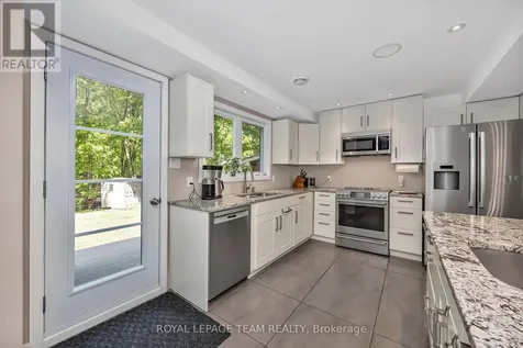 2 Fairhaven Way Ottawa ON K1K 0R3