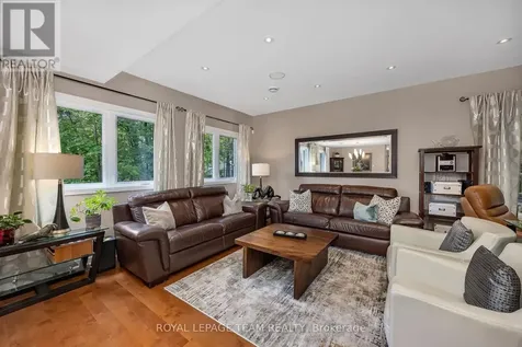 2 Fairhaven Way Ottawa ON K1K 0R3